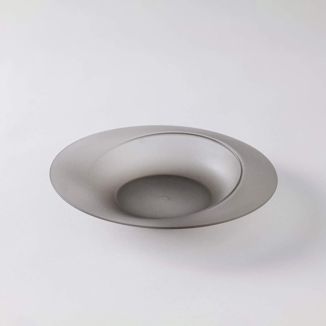 ARAS 深皿スクープ スモークグレーのギフト通販 - 贈り物、ギフトの