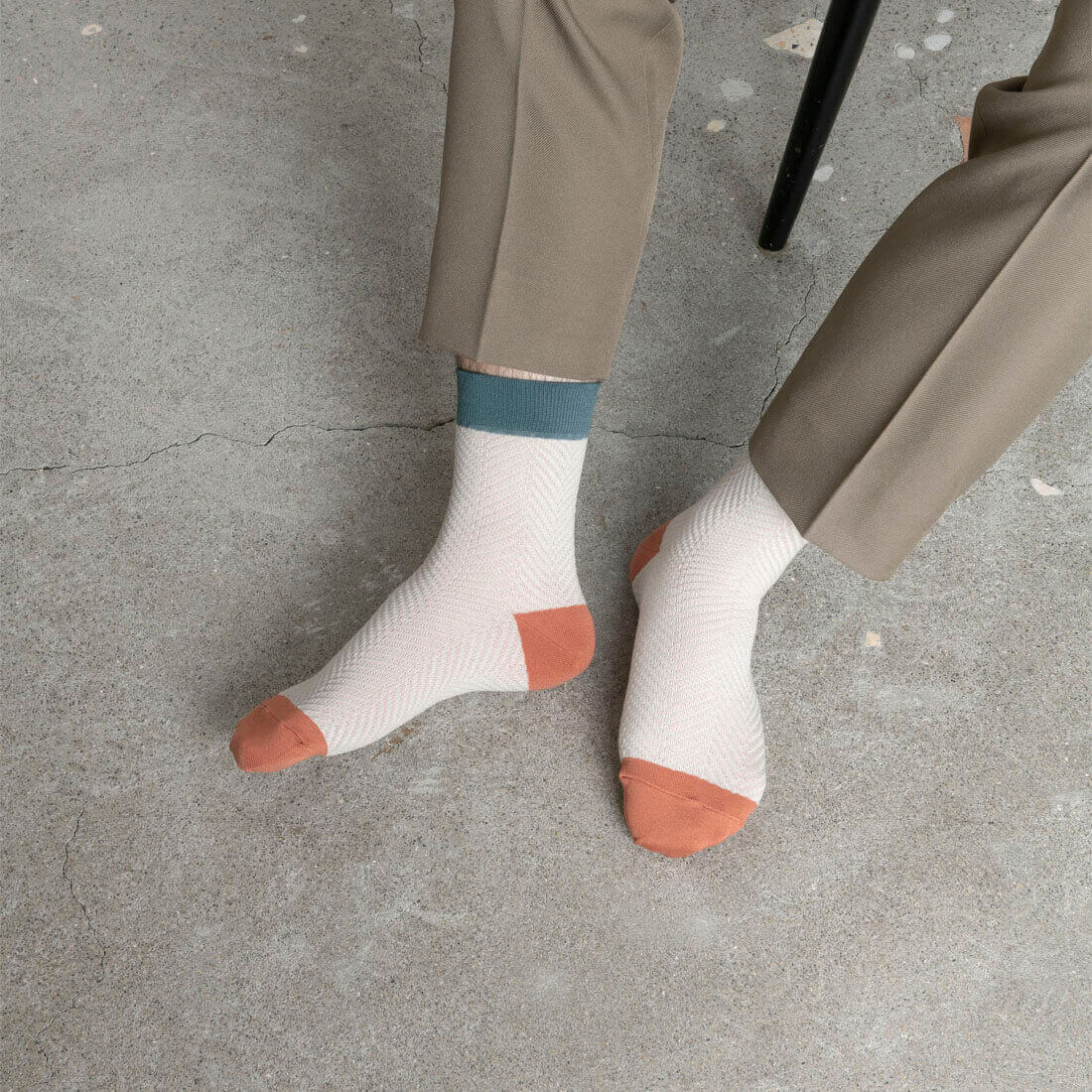 TRICOTE（トリコテ）ギフトボックス付HERRINGBONEBUMPYSOCKS【ベージュ】