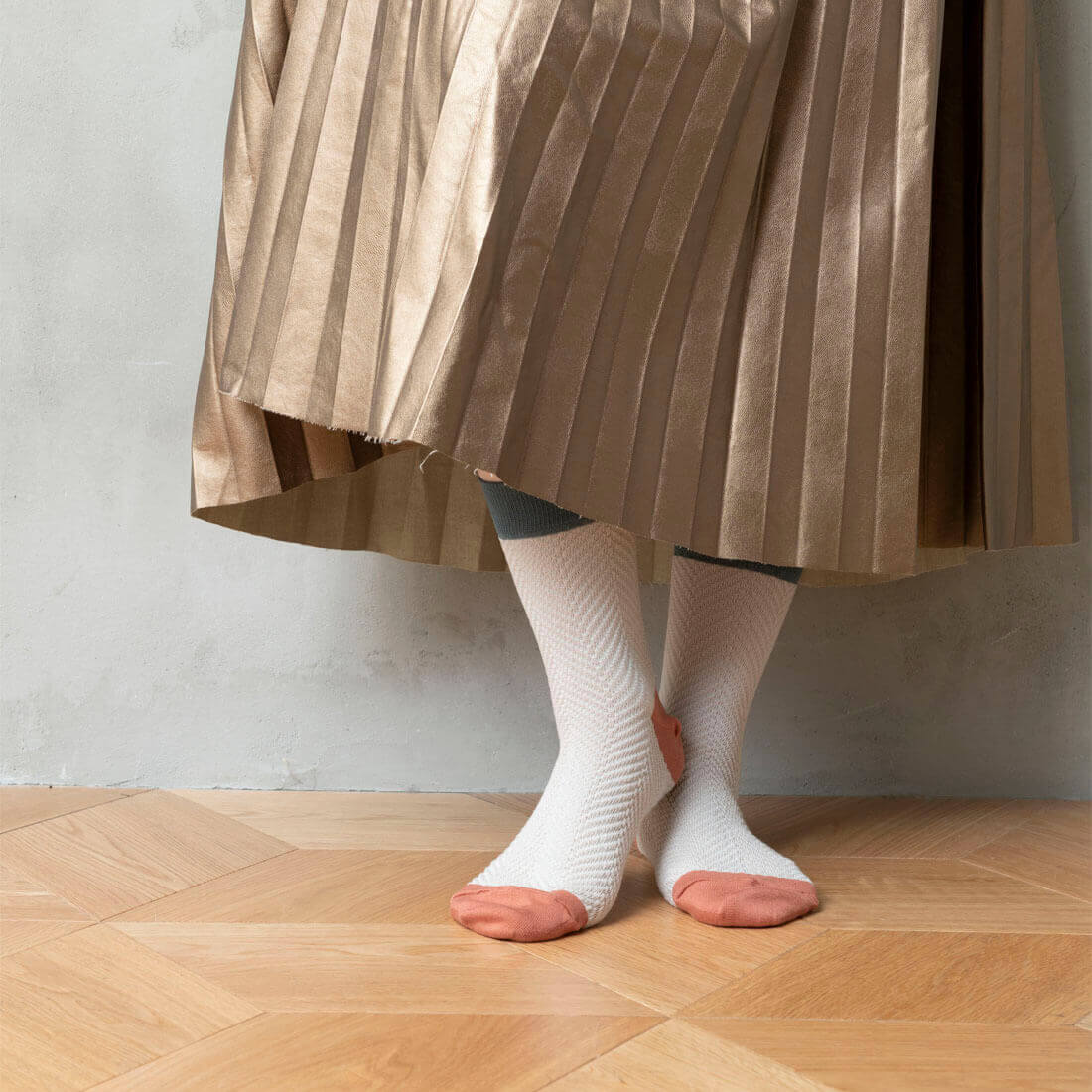 TRICOTE（トリコテ）ギフトボックス付HERRINGBONEBUMPYSOCKS【ベージュ】