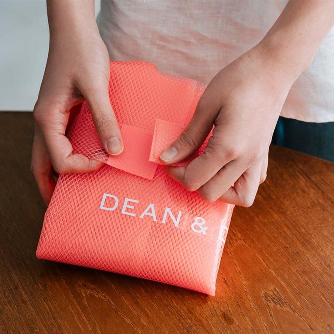 DEAN & DELUCA ショッピングバッグEVA コーラルオレンジ