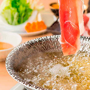 太庵 高畑均監修/鹿児島県産黒豚と特製ごまぽん酢のしゃぶしゃぶ（短冊のしのみ対応）