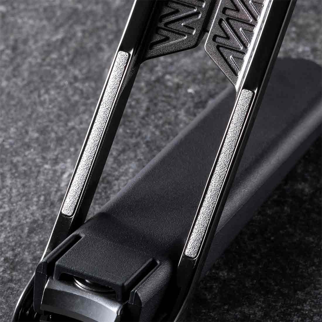 AUGER / ツメキリ M Revolver