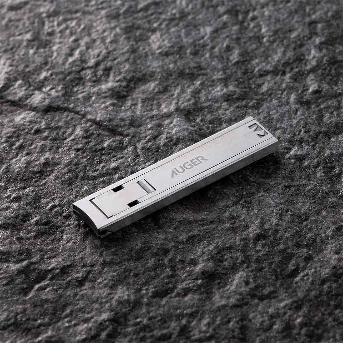 AUGER / ツメキリ Leaf