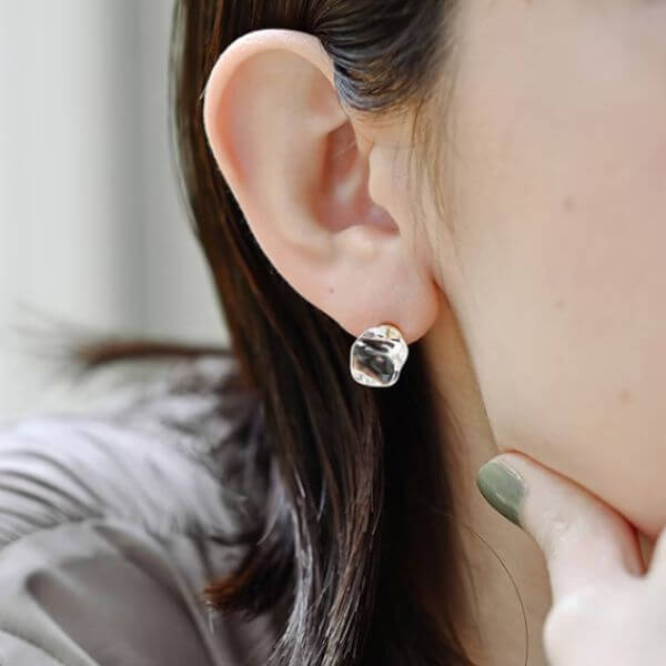 HARIO Lampwork Factory / ガラスのピアス フロート