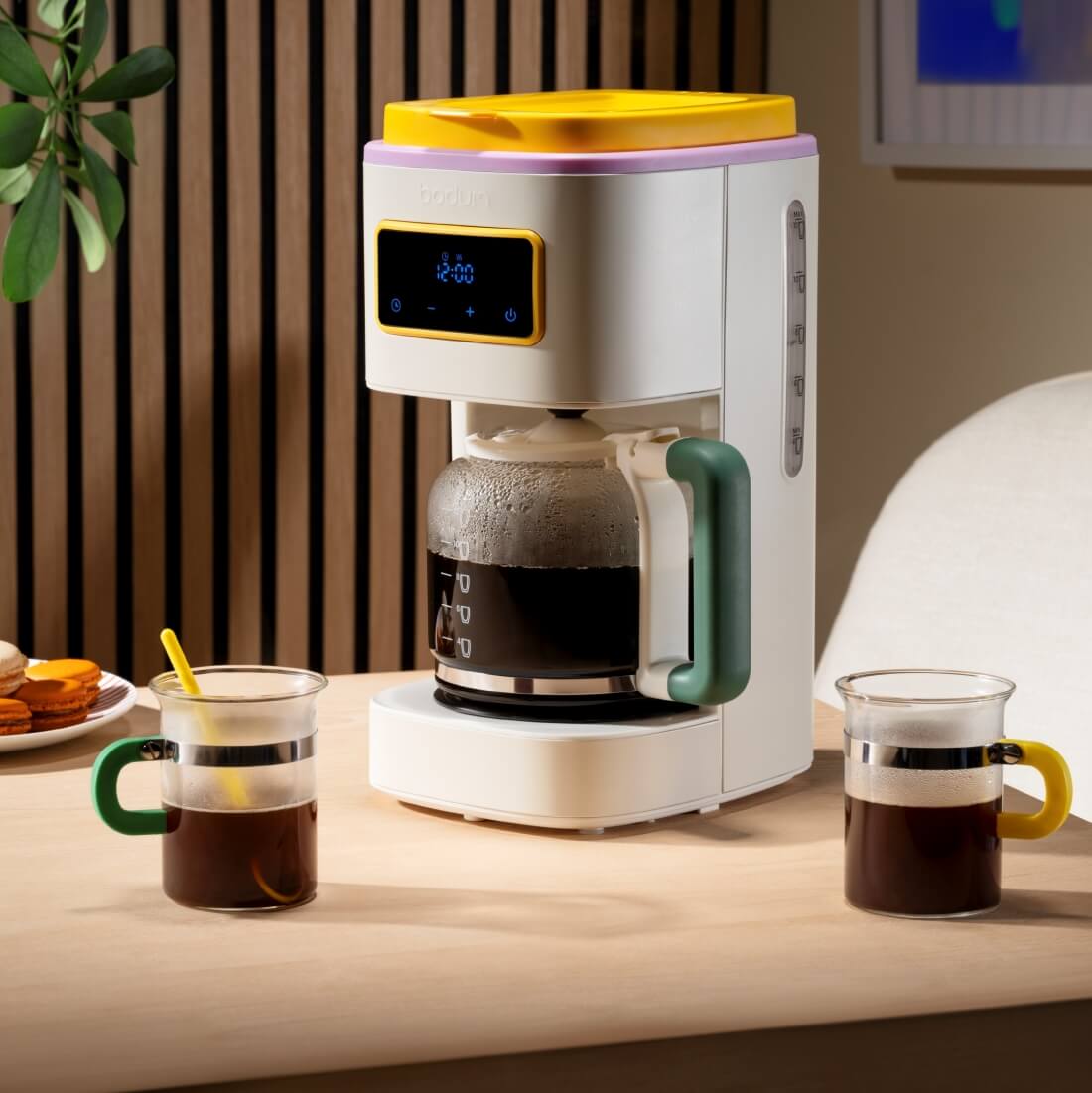 bodum ビストロ 電動コーヒーメーカー ホワイトマルチ 12カップ用の