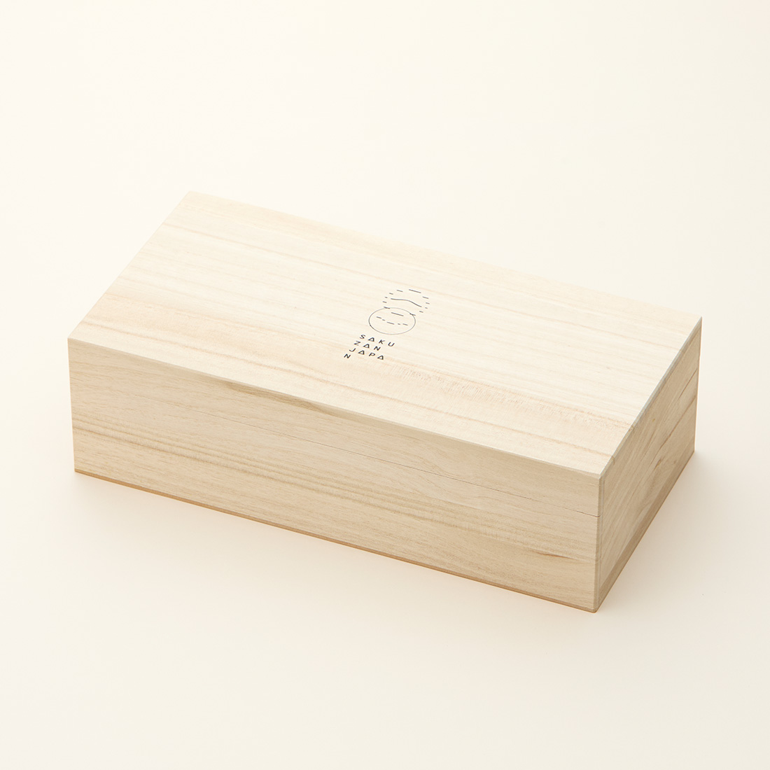 作山窯 /カップ＆ソーサー ペア 木箱入り(クリーム・ネイビー）