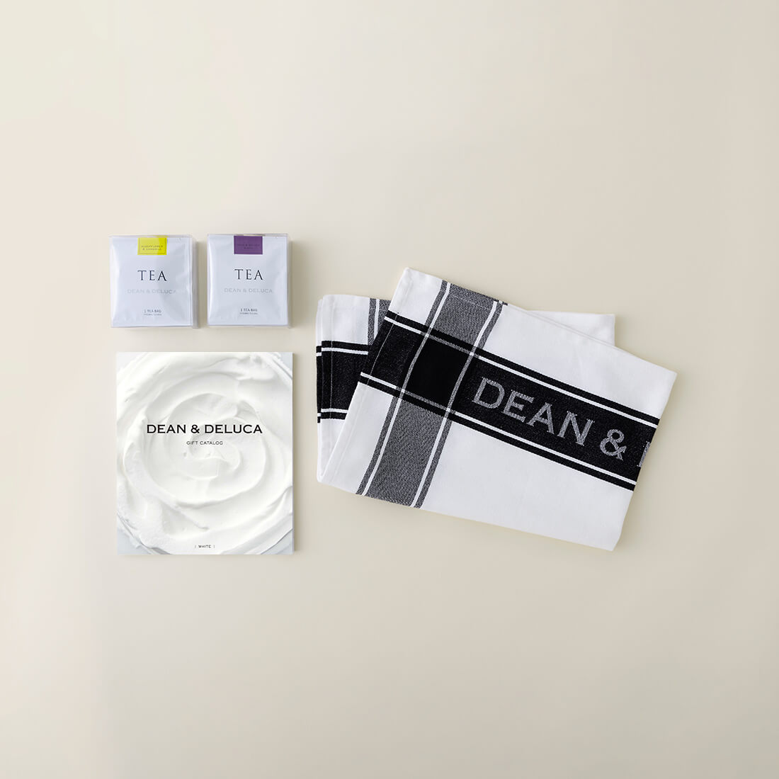 DEAN & DELUCA ギフトカタログ(ブックタイプ) ＜WHITE-BC(ホワイト-BC)＞+ハンドタオル・ショッピングバッグ（ブラック）セット
