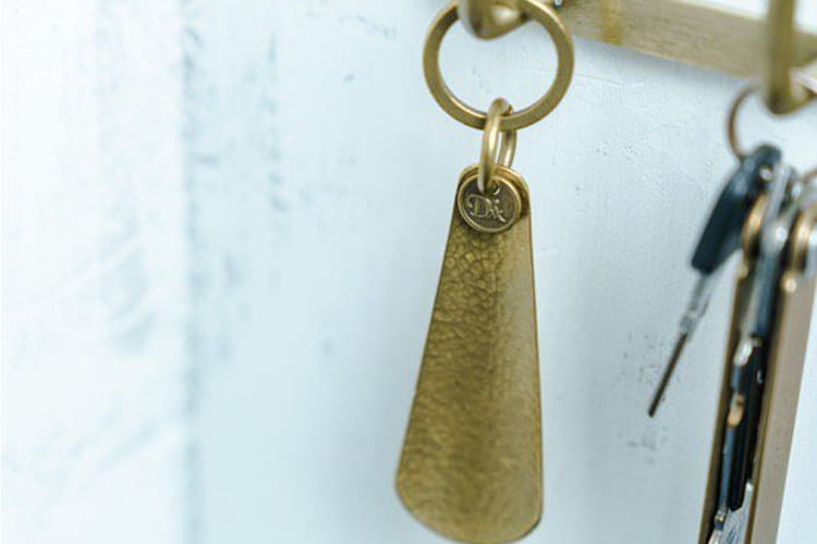 BRASS CHASING SHOEHORN