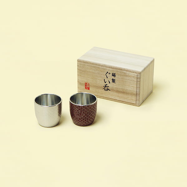 大阪錫器 / ぐい呑 鯛網 白・朱ペア [桐箱入り]