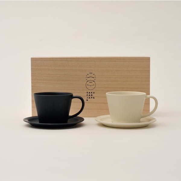 作山窯 / Sara Coffee Cup & Saucer カップ＆ソーサー ペア 木箱入り(Cream、Navy）